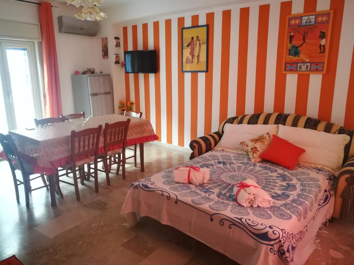 Cristian 'S House Villa Lascari Bagian luar foto