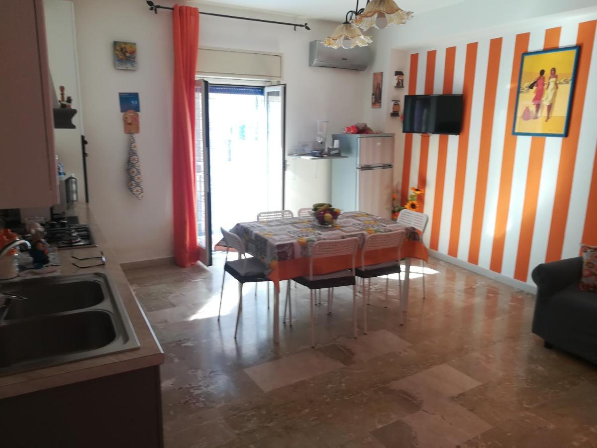 Cristian 'S House Villa Lascari Bagian luar foto